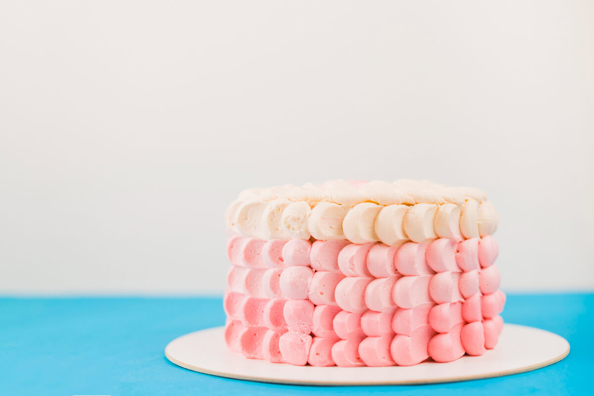 Bolo de aniversário da Barbie - COMO FAZER OMBRÉ CAKE 